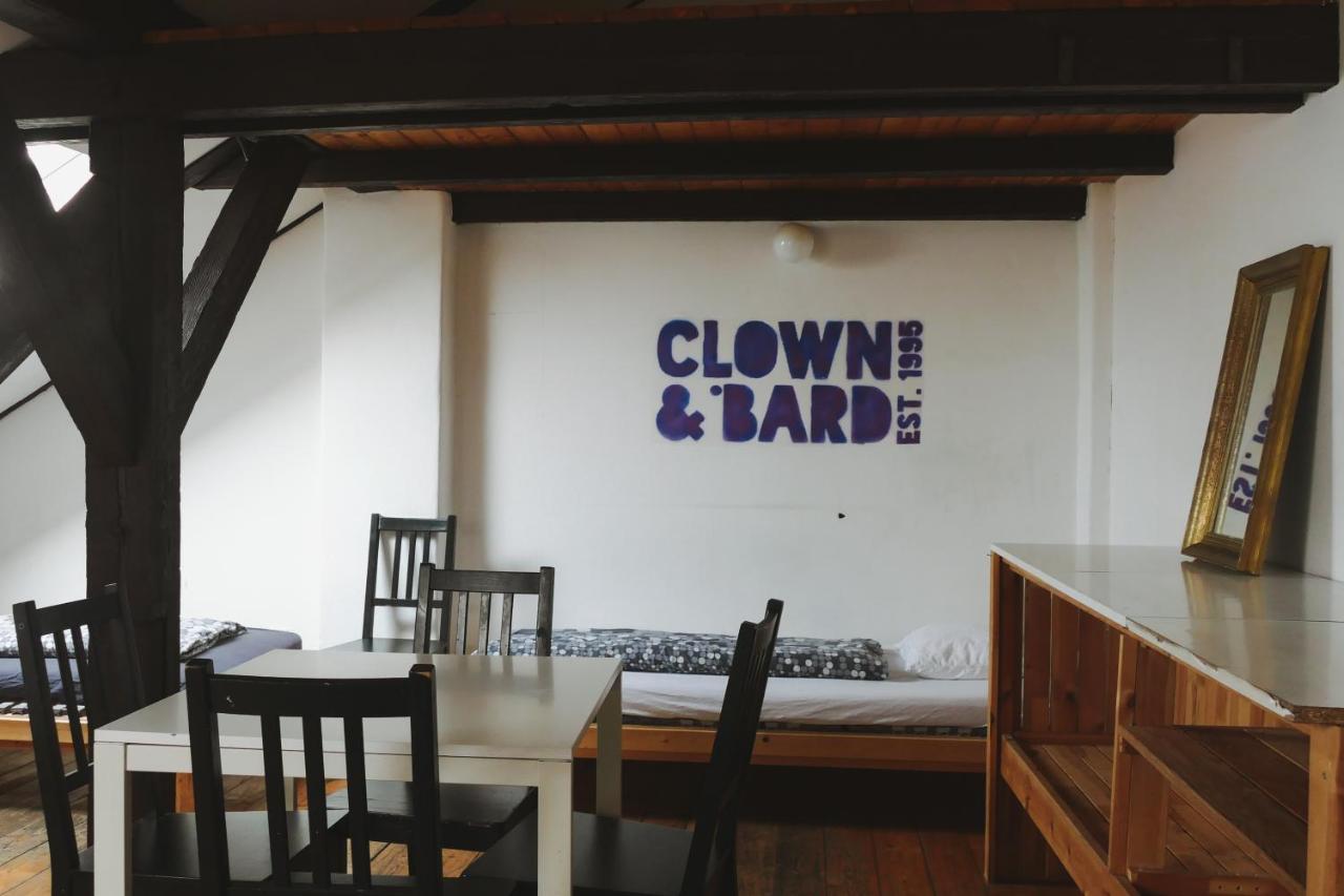 Clown And Bard * Praga